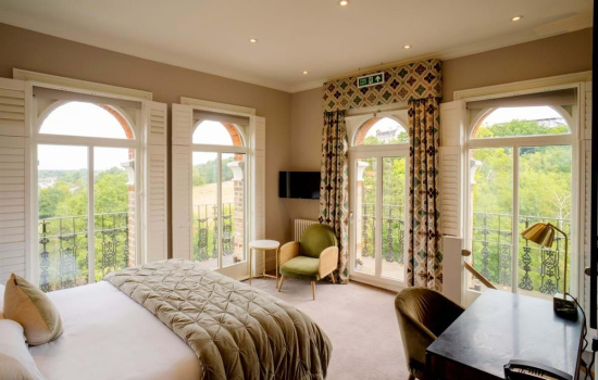 petersham-202208236553