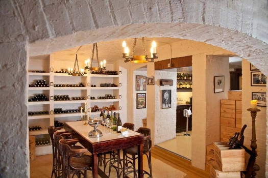 cellar-wine-tasting-at-the-petersham