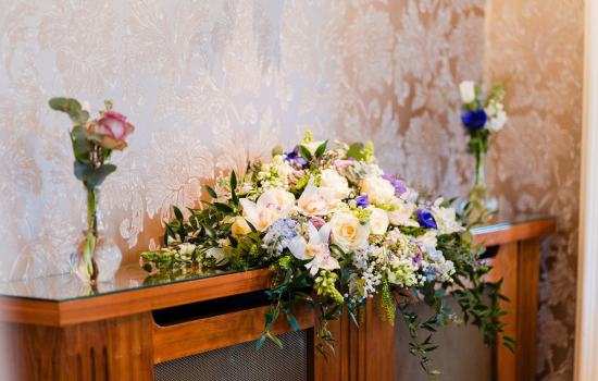 Wedding-show-case-flowers-2