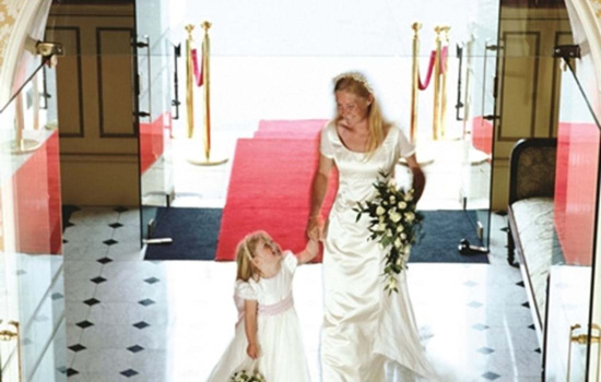 emma-greta-doorway-small